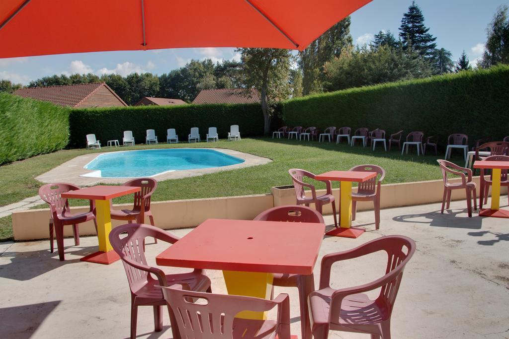 Le Chalet De La Foret Hotel 3 Etoiles Et Restaurant Vierzon Exterior foto