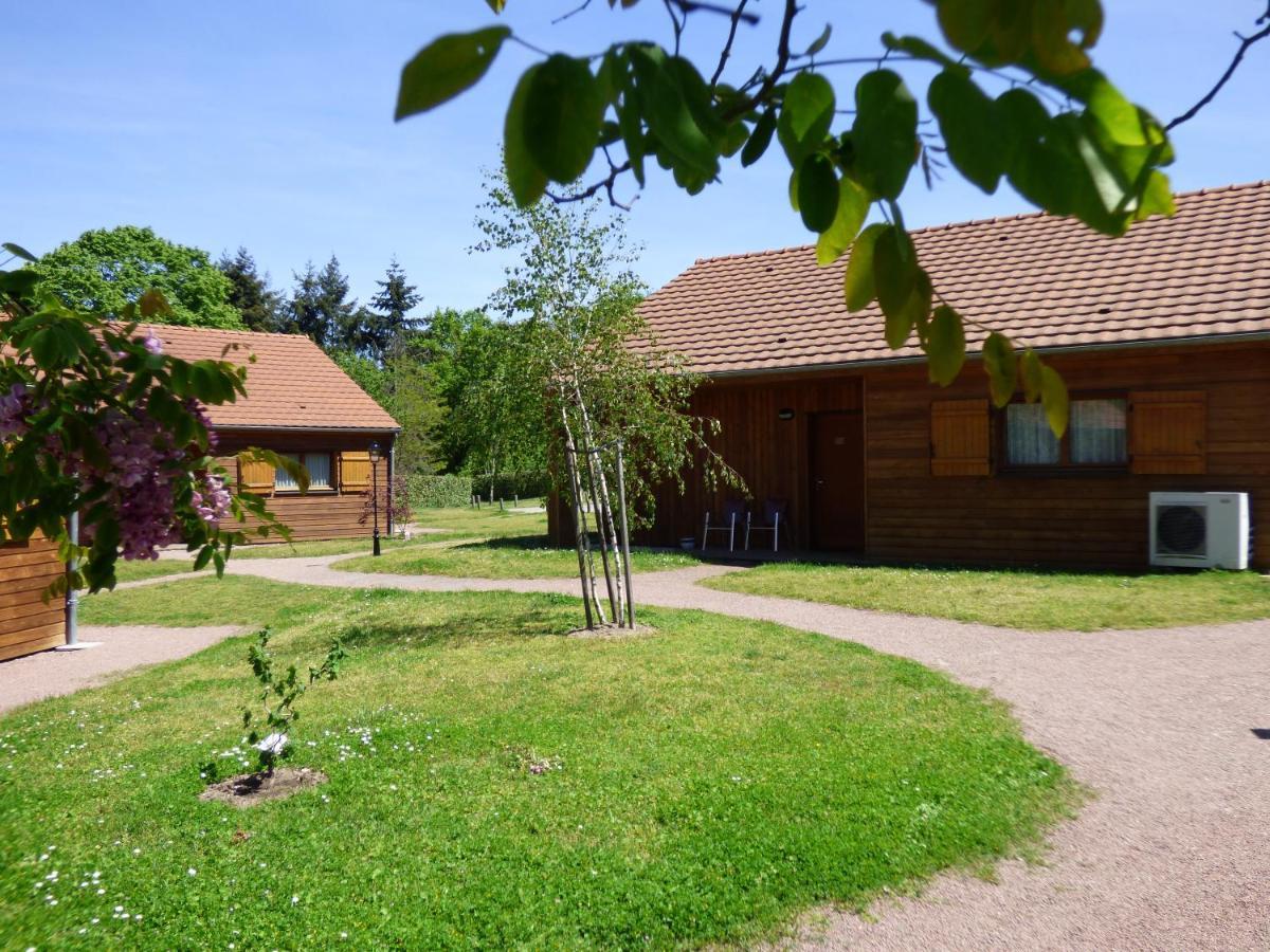 Le Chalet De La Foret Hotel 3 Etoiles Et Restaurant Vierzon Exterior foto