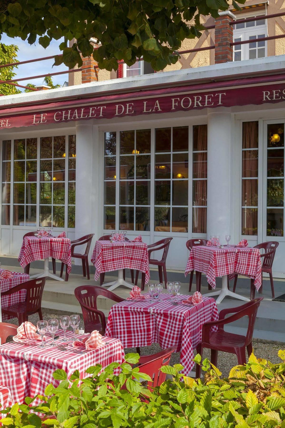 Le Chalet De La Foret Hotel 3 Etoiles Et Restaurant Vierzon Exterior foto